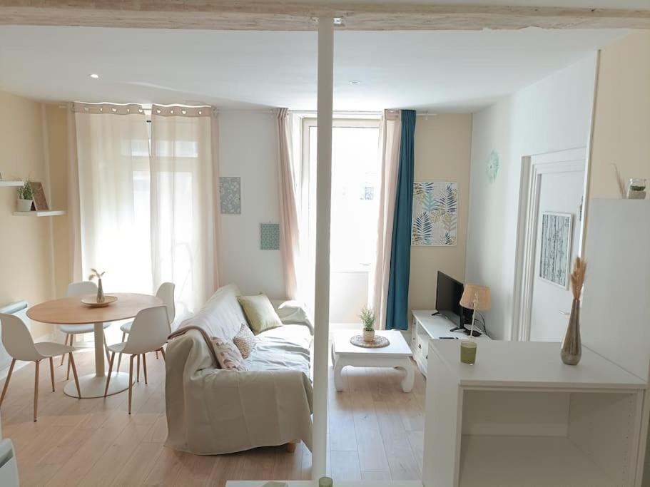 Happy Home - Quartier Des Halles+ Parking Privatif Pau Exterior foto